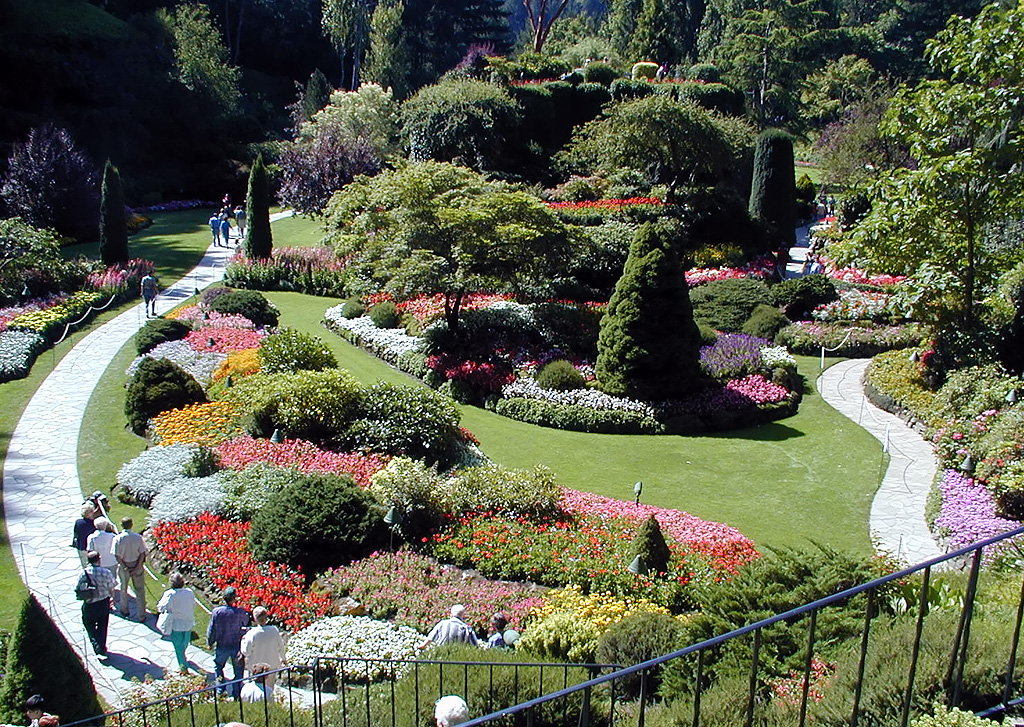 02-Aug-2000
Butchart Gardens - Victoria, BC 
Sunken gardens