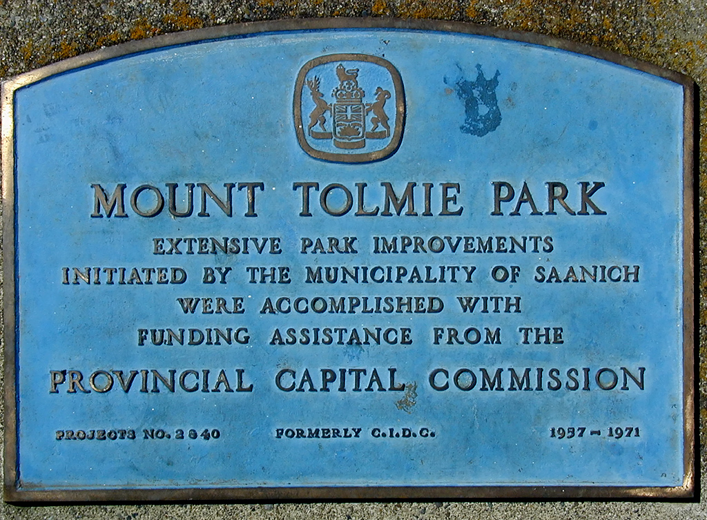 02-Aug-2000
Victoria, BC 
Mt. Tolmie lookout