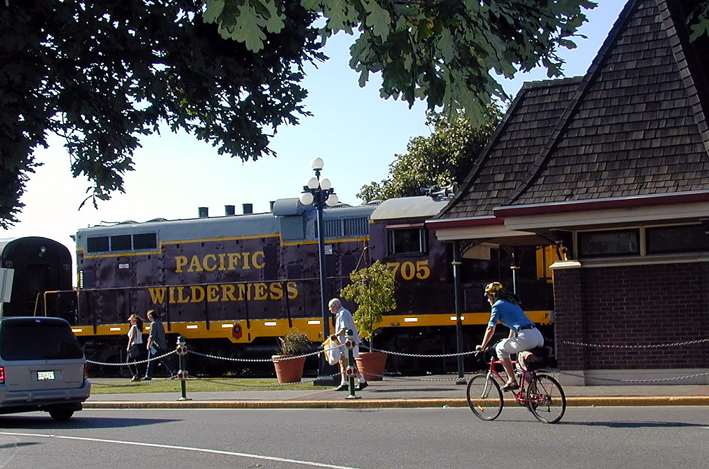 02-Aug-2000
Victoria, BC 
Pacific Wilderness Railway locomotive