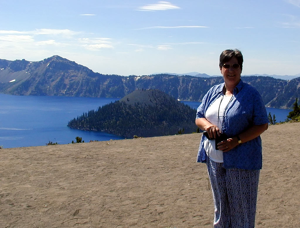 04-Aug-2000
Crater Lake, OR
Sue at North Junction