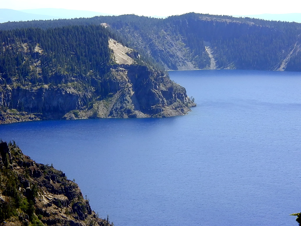04-Aug-2000
Crater Lake, OR
Crater Lake from North Junction