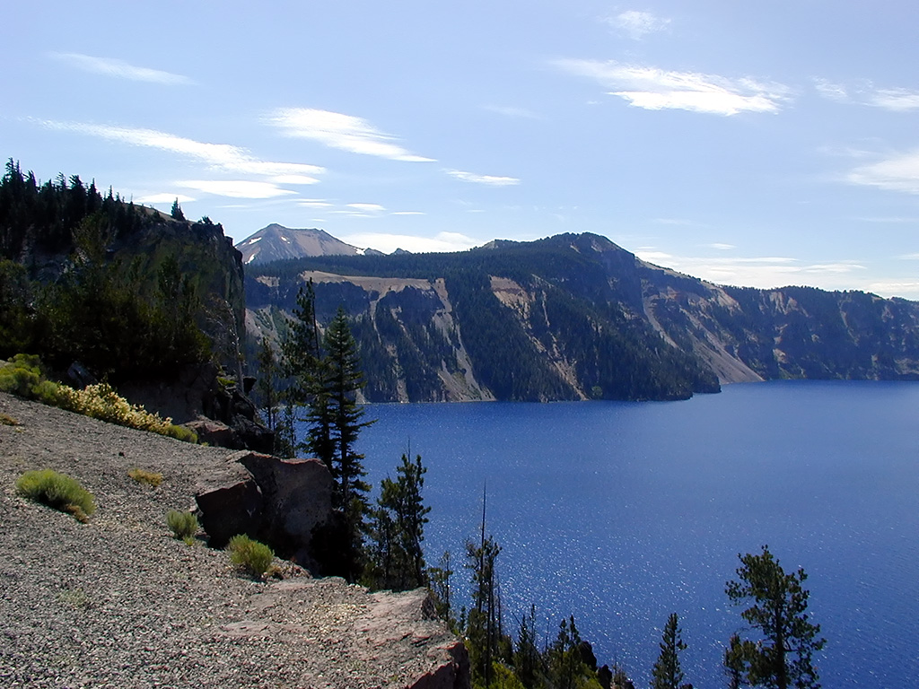 04-Aug-2000
Crater Lake, OR
Crater Lake from the North