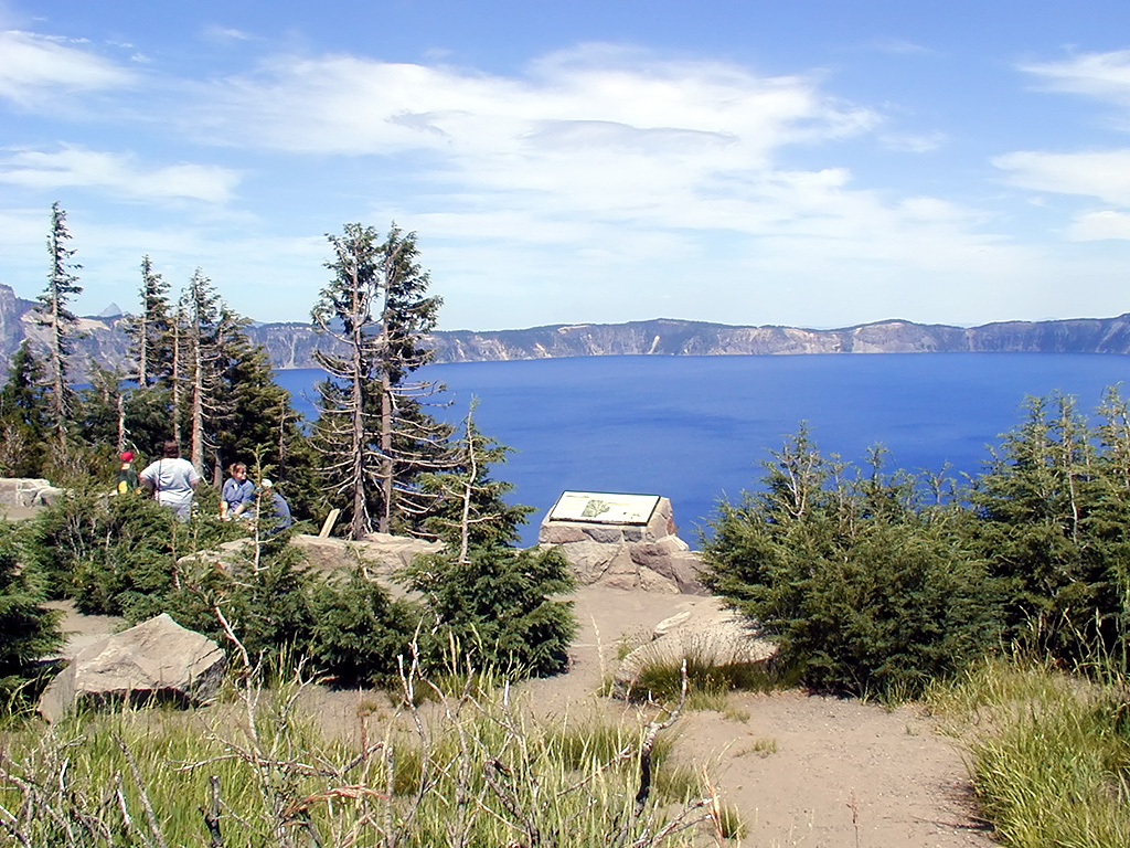 04-Aug-2000
Crater Lake, OR
Crater Lake from Rim Village