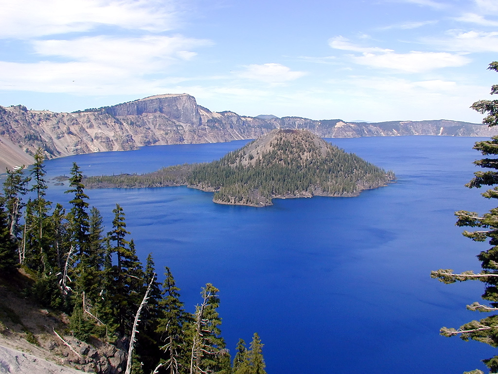 04-Aug-2000
Crater Lake, OR
Crater Lake from Discovery Point