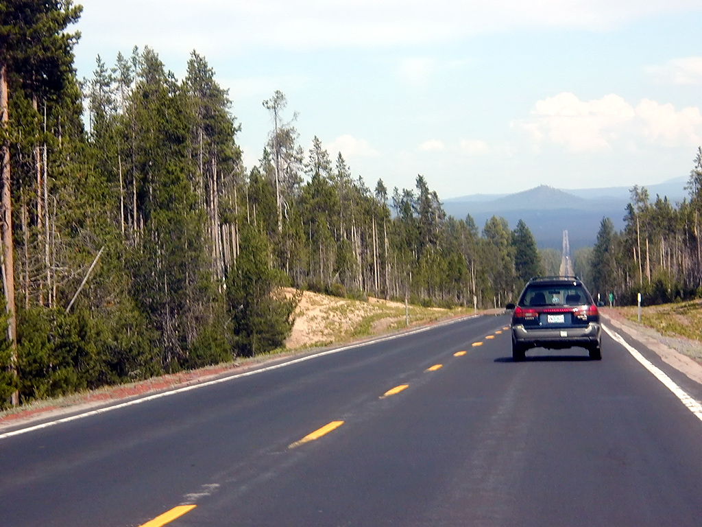 04-Aug-2000
Crater Lake, OR
Long straight road - US138
