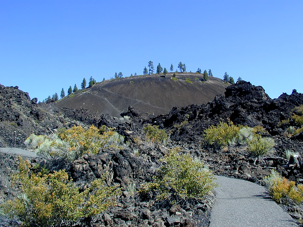 05-Aug-2000
Lavaland, OR
Looking towards the Lava Butte