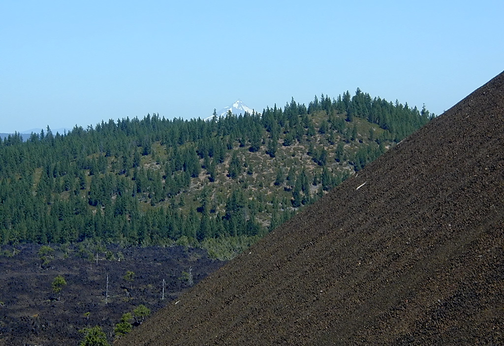 05-Aug-2000
Lavaland, OR
The side of the Lava Butte