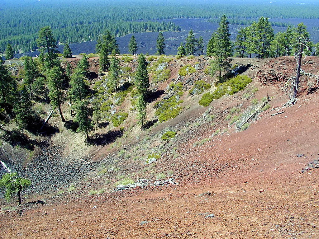 05-Aug-2000
Lavaland, OR
Lava Butte - The Caldera