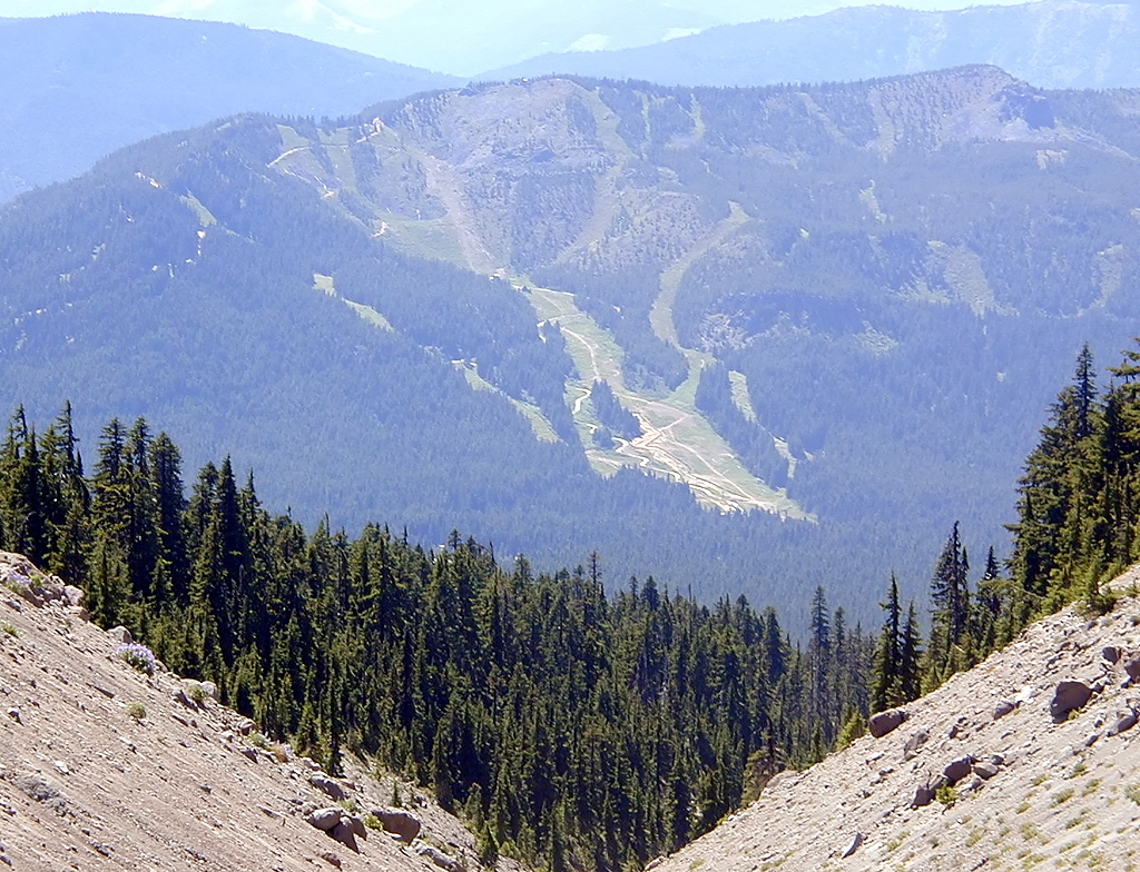 06-Aug-2000
Mount Hood, OR
Mount Hood Bowl resort
