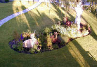 30-Jul-2000
Lake Chelan, WA
Best Western Lakeside - Garden from the breakfast room