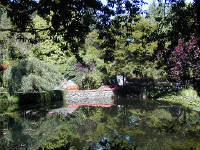 02-Aug-2000
Butchart Gardens - Victoria, BC 
Lake in the sunken gardens