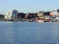 02-Aug-2000
Victoria, BC 
Sea plane dock