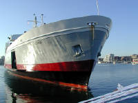 02-Aug-2000
Victoria, BC 
Ferry approaching the dock