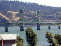 03-Aug-2000
Washington (State)
The bridge at Hood River