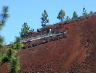 05-Aug-2000
Lavaland, OR
Sue climbing to the Summit of Lava Butte